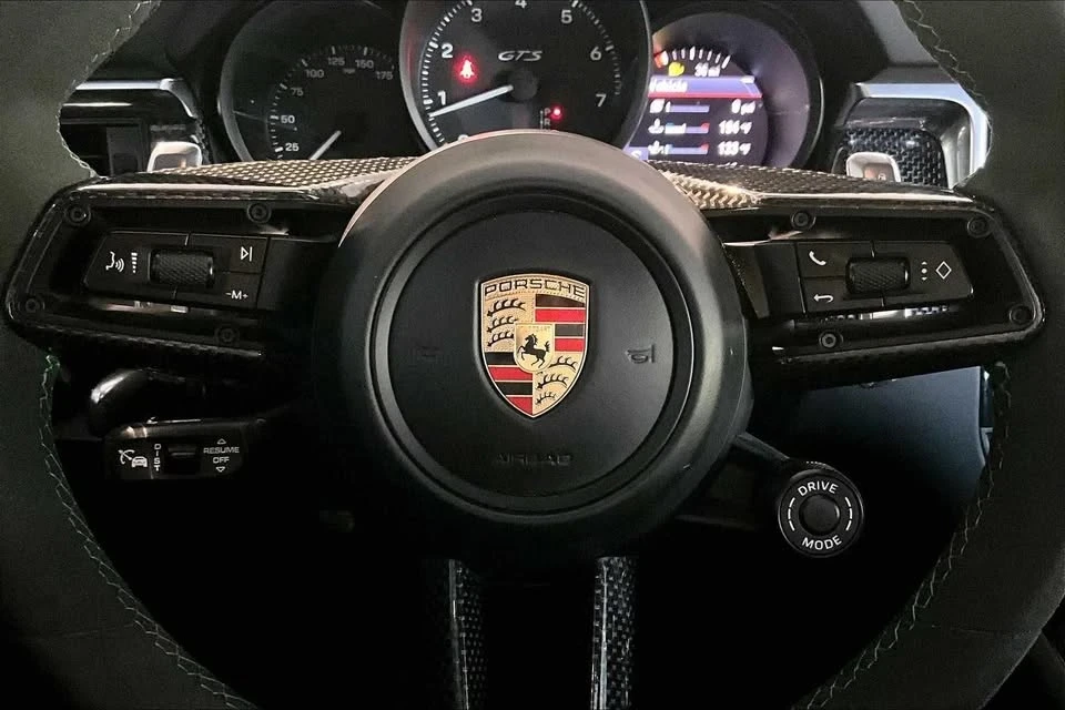 2023 Porsche Macan GTS - Image 15 of 20