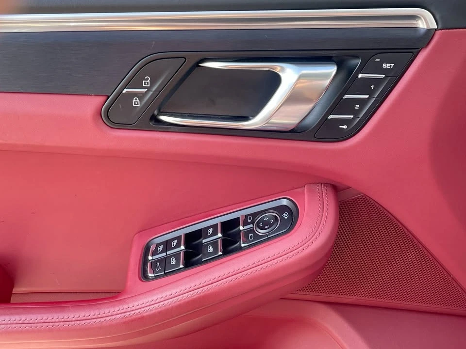 2023 Porsche Macan GTS - Image 5 of 11