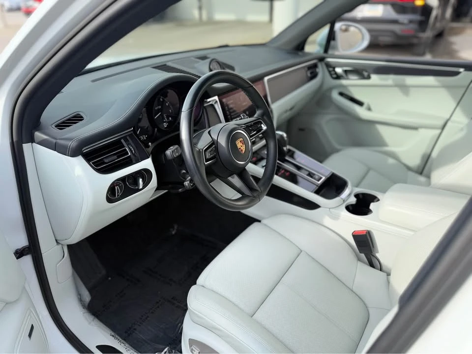 2023 Porsche Macan GTS - Image 7 of 18
