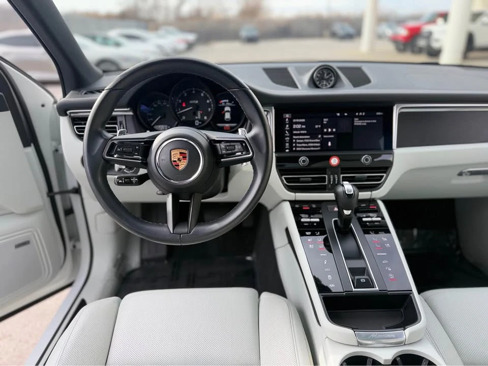2023 Porsche Macan GTS - Image 6 of 18