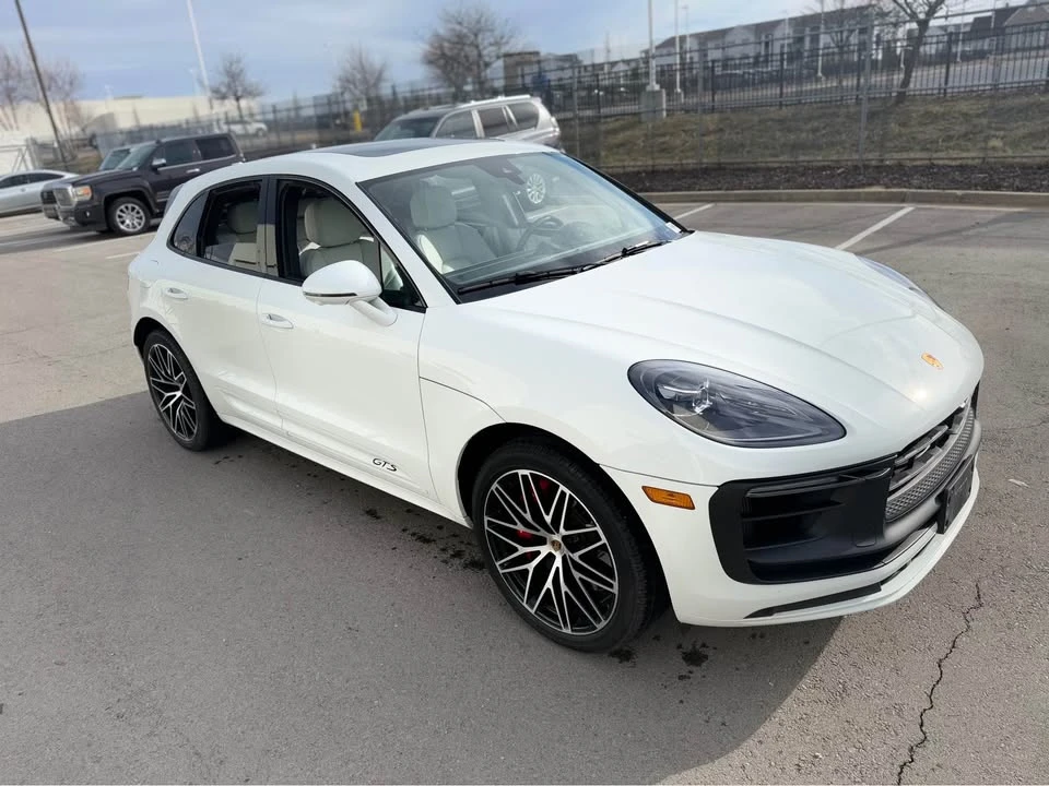 2023 Porsche Macan GTS - Image 4 of 18