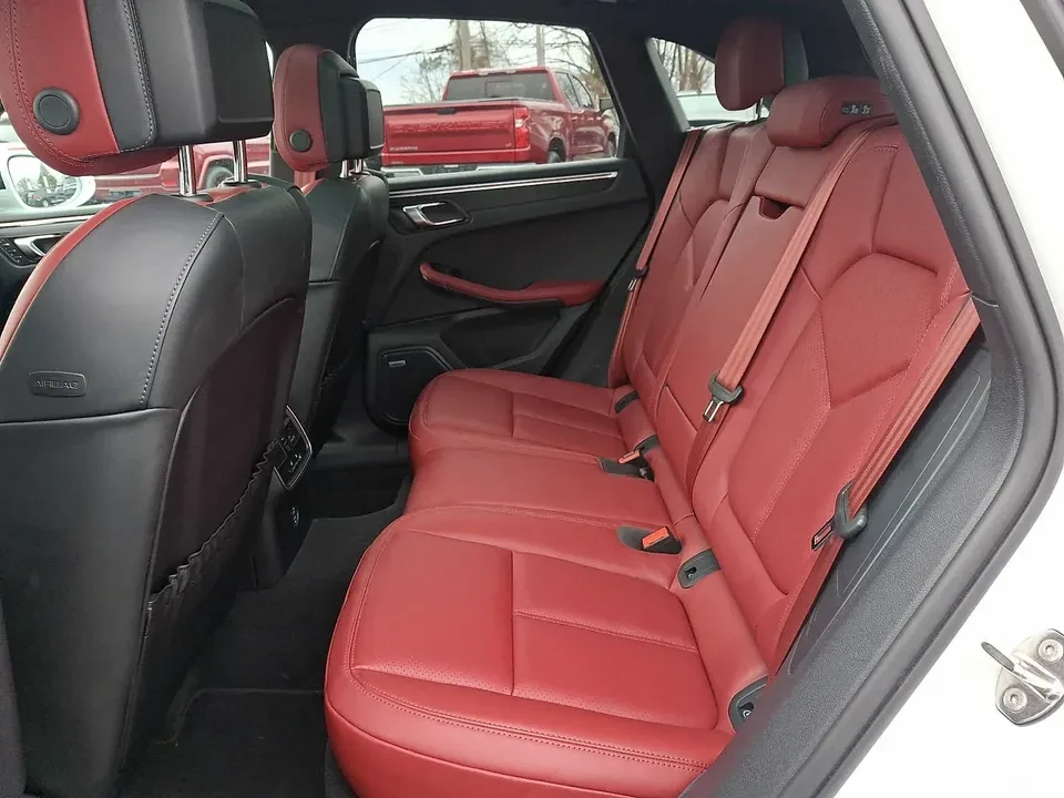 2023 Porsche Macan GTS - Image 12 of 14