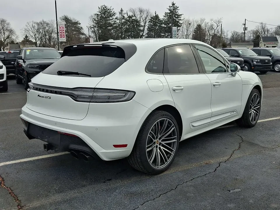 2023 Porsche Macan GTS - Image 6 of 14