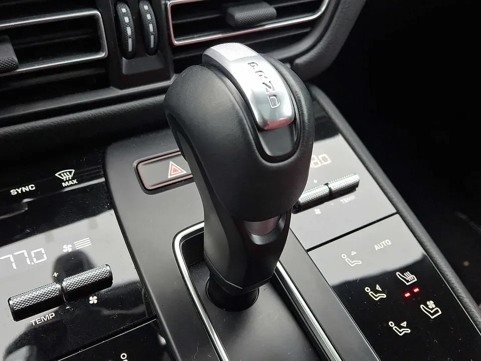 2023 Porsche Macan GTS - Image 13 of 14