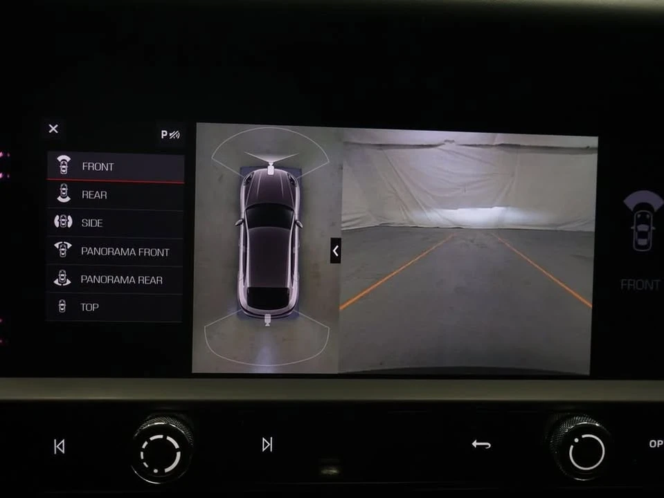 2023 Porsche Macan GTS - Image 14 of 16