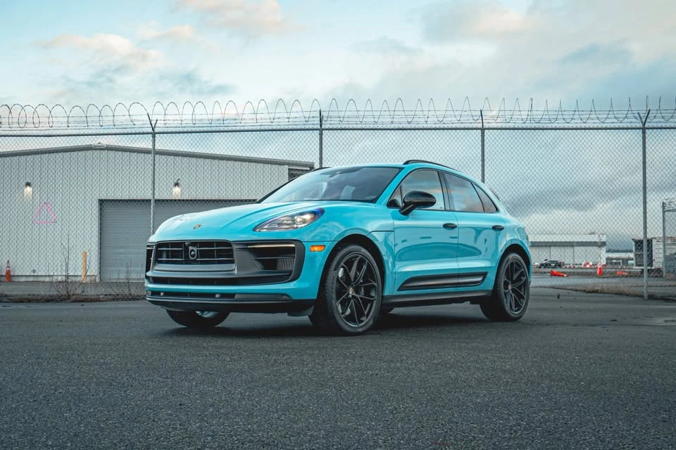 2023 Porsche Macan GTS - Image 4 of 14