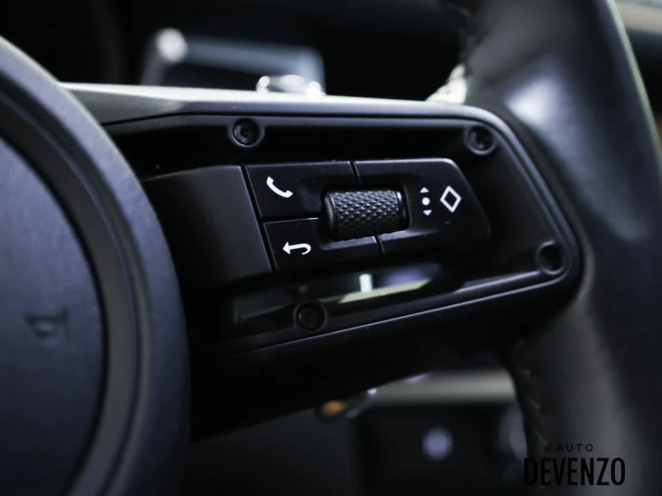 2023 Porsche Macan GTS - Image 17 of 20