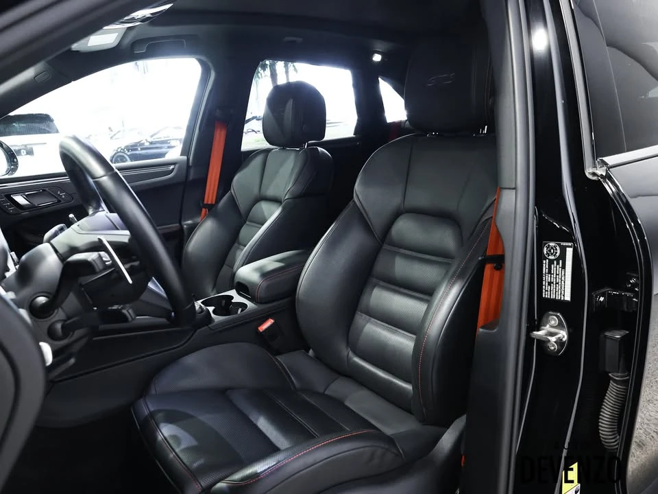 2023 Porsche Macan GTS - Image 12 of 20