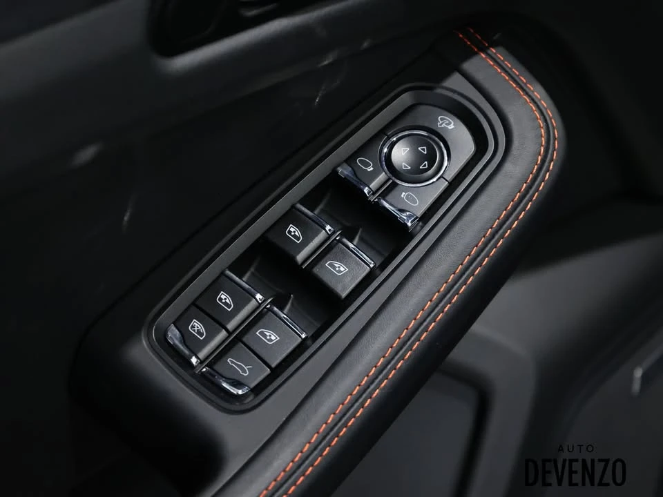 2023 Porsche Macan GTS - Image 10 of 20