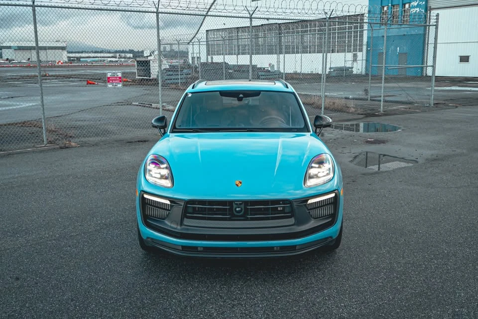2023 Porsche Macan GTS - Image 2 of 17