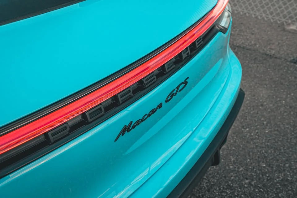 2023 Porsche Macan GTS - Image 11 of 17