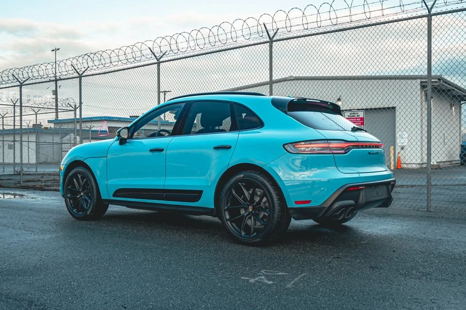 2023 Porsche Macan GTS - Image 10 of 17
