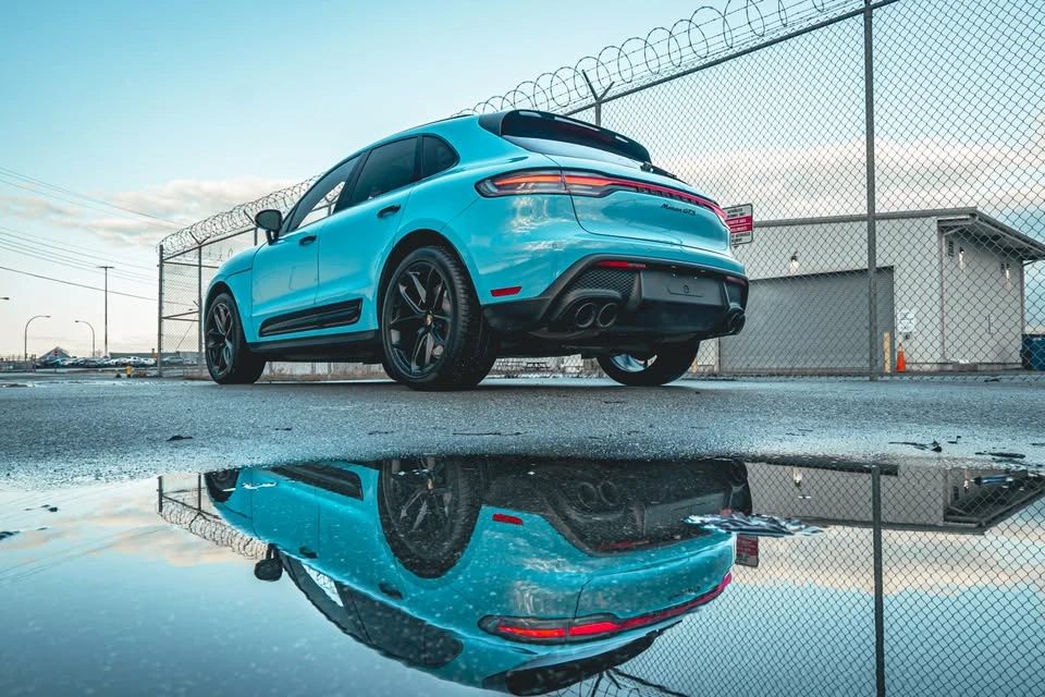 2023 Porsche Macan GTS - Image 9 of 17