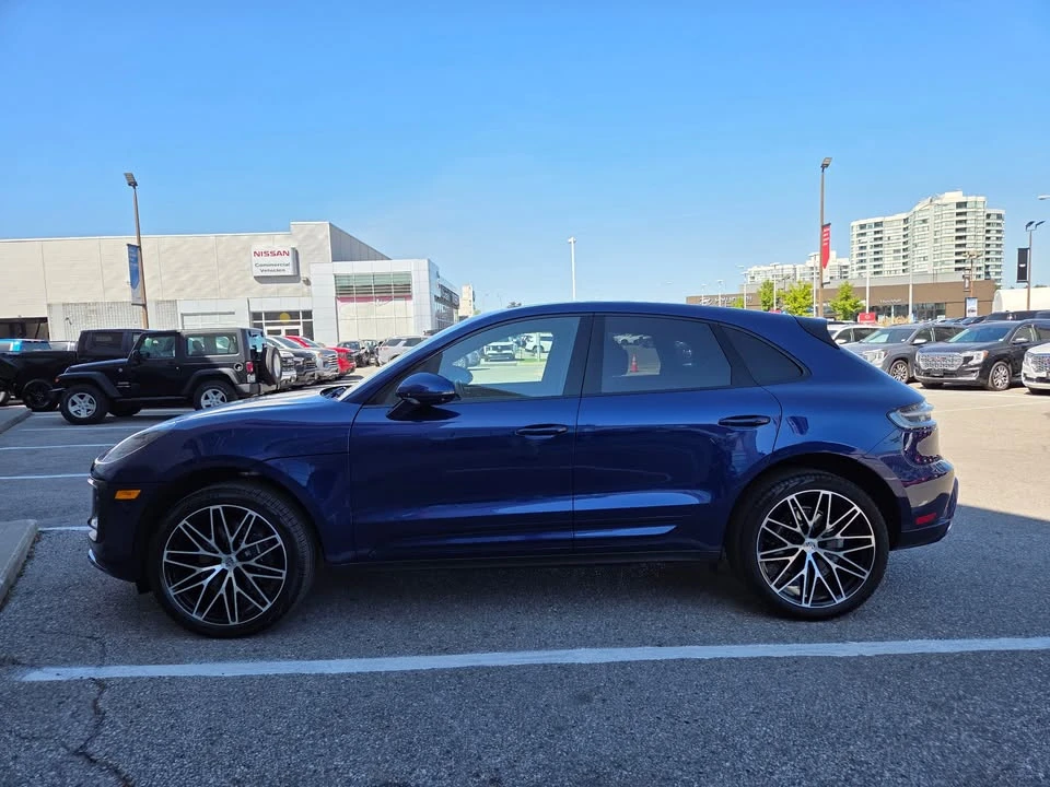 2023 Porsche Macan - Image 2 of 15