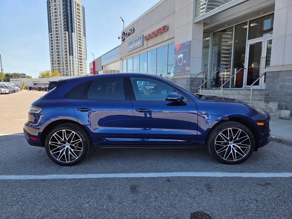 2023 Porsche Macan - Image 6 of 15