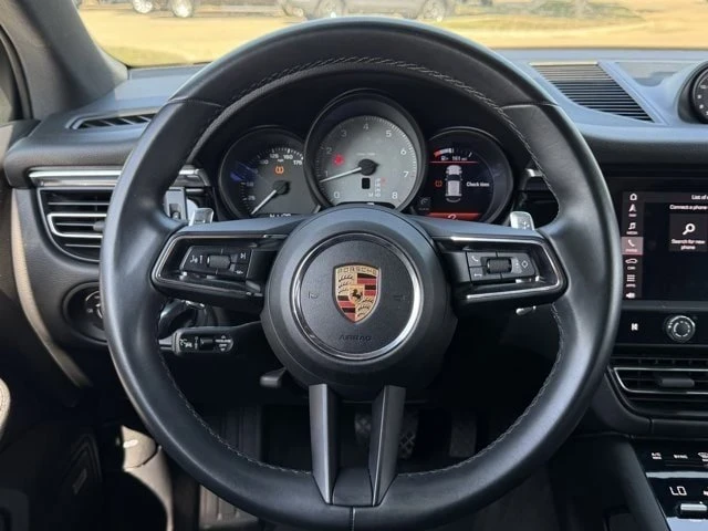 2023 Porsche Macan S - Image 12 of 19