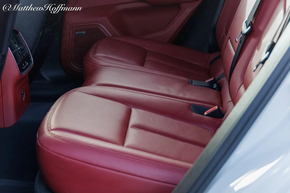 2023 Porsche Macan S - Image 8 of 9