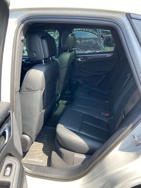 2023 Porsche Macan S - Image 4 of 8
