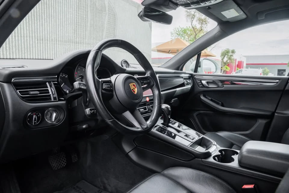 2023 Porsche Macan S - Image 4 of 16