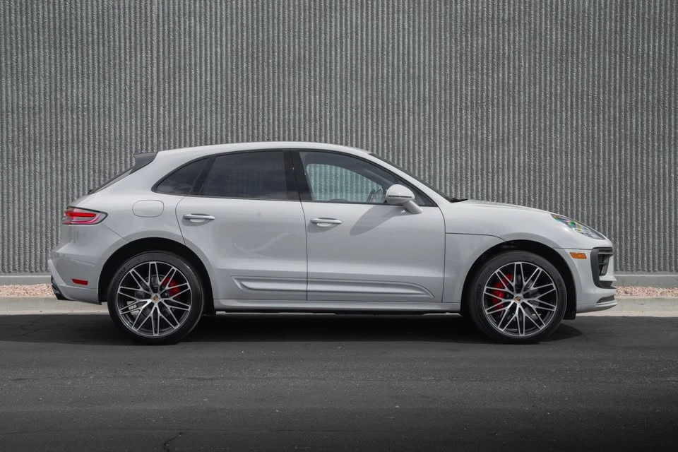 2023 Porsche Macan S - Image 7 of 16