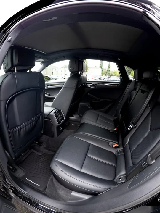 2023 Porsche Macan S - Image 6 of 8