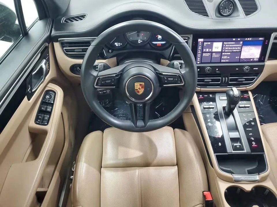 2023 Porsche Macan S - Image 12 of 18