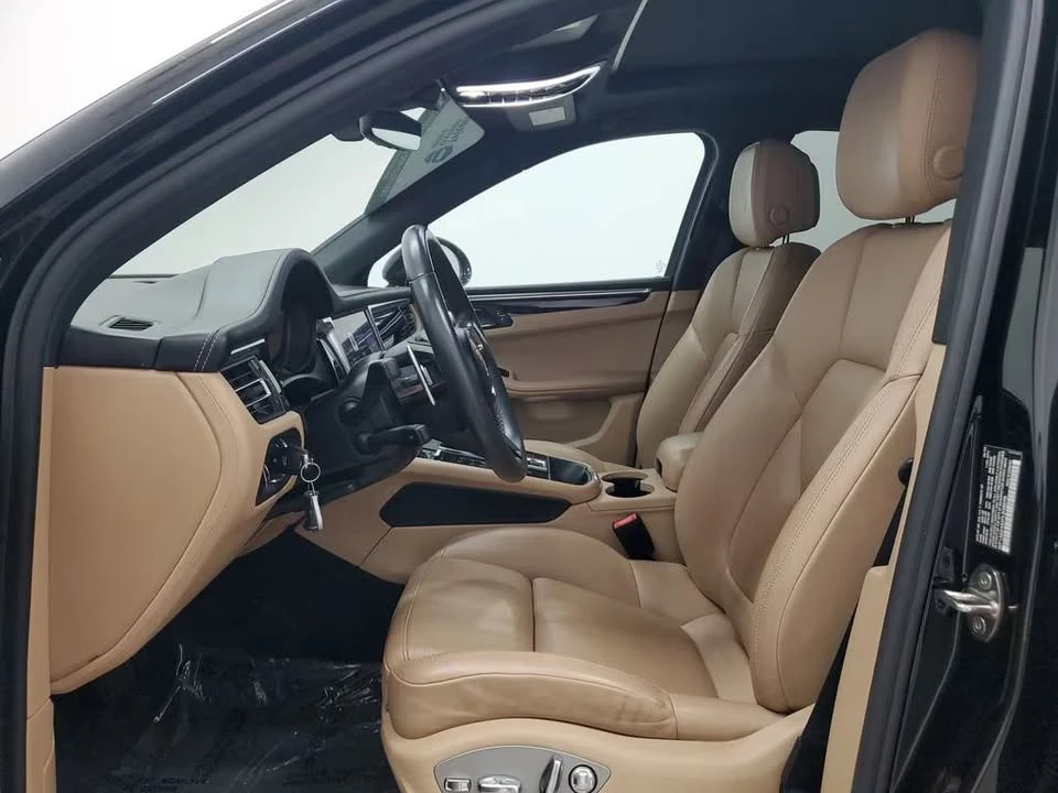 2023 Porsche Macan S - Image 13 of 18