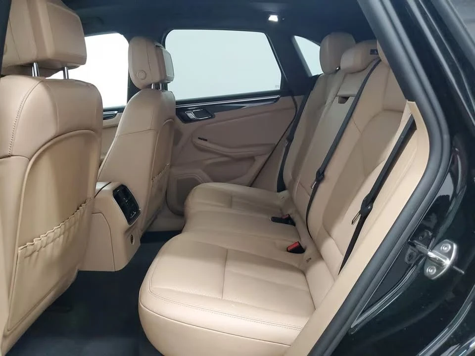 2023 Porsche Macan S - Image 9 of 18