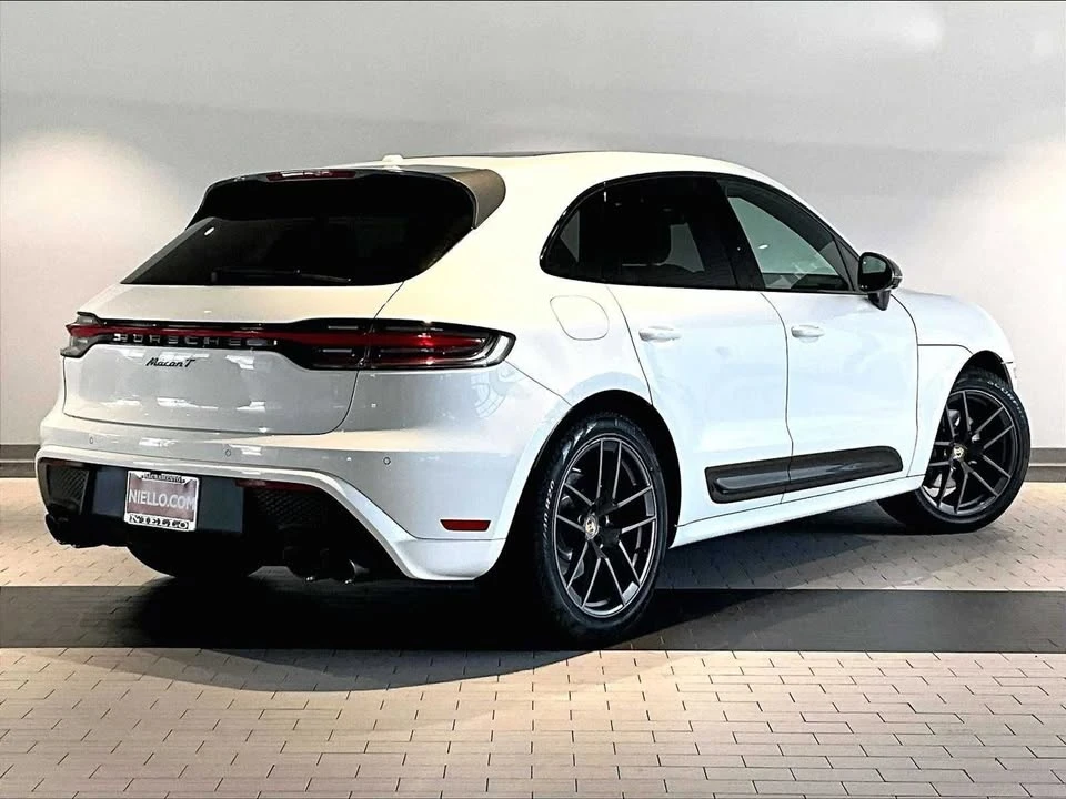 2023 Porsche Macan T - Image 7 of 20