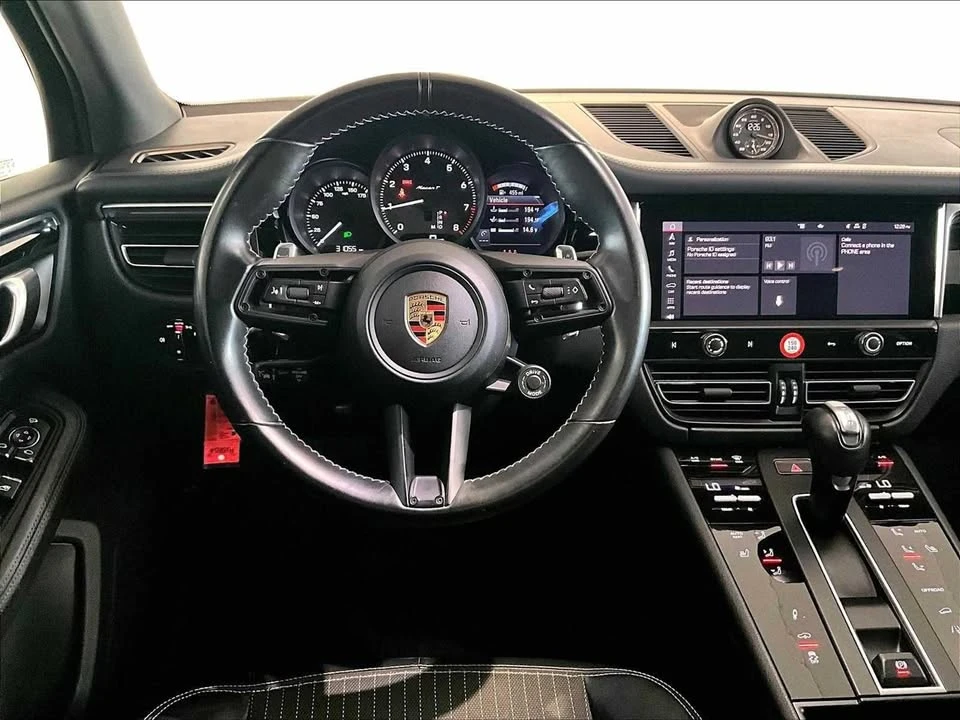 2023 Porsche Macan T - Image 13 of 20