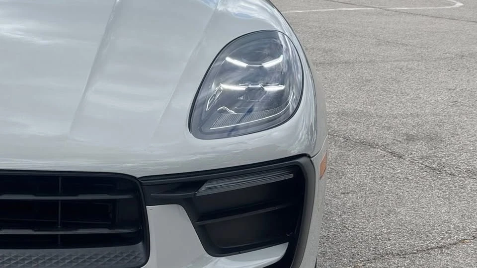2023 Porsche Macan T - Image 5 of 20