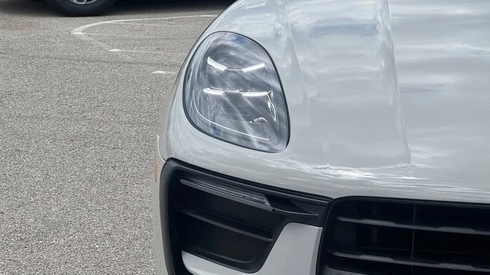2023 Porsche Macan T - Image 6 of 20