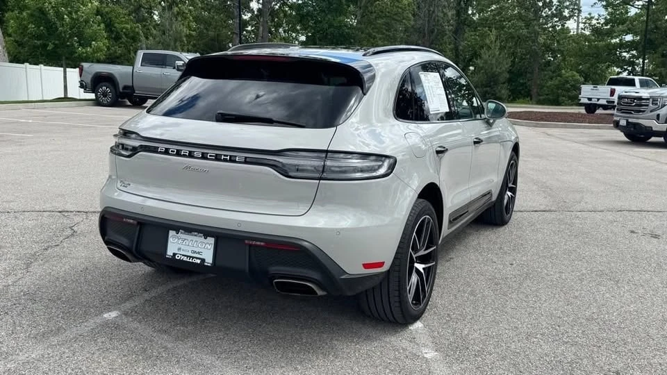 2023 Porsche Macan T - Image 7 of 20