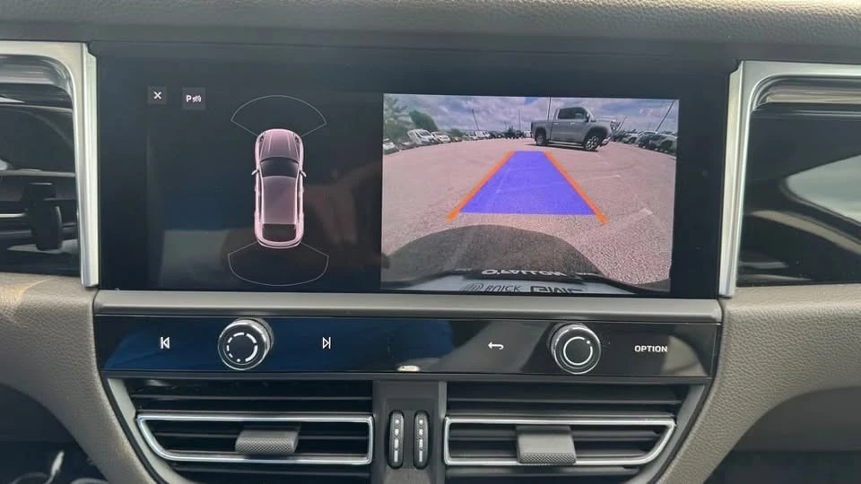 2023 Porsche Macan T - Image 20 of 20