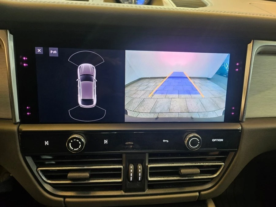 2023 Porsche Macan T - Image 13 of 13