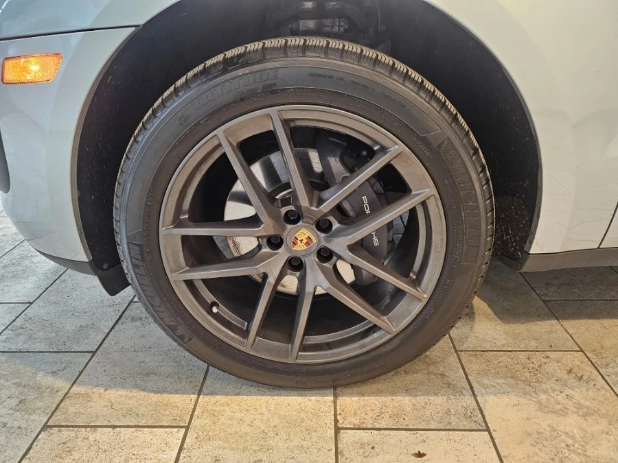 2023 Porsche Macan T - Image 8 of 13