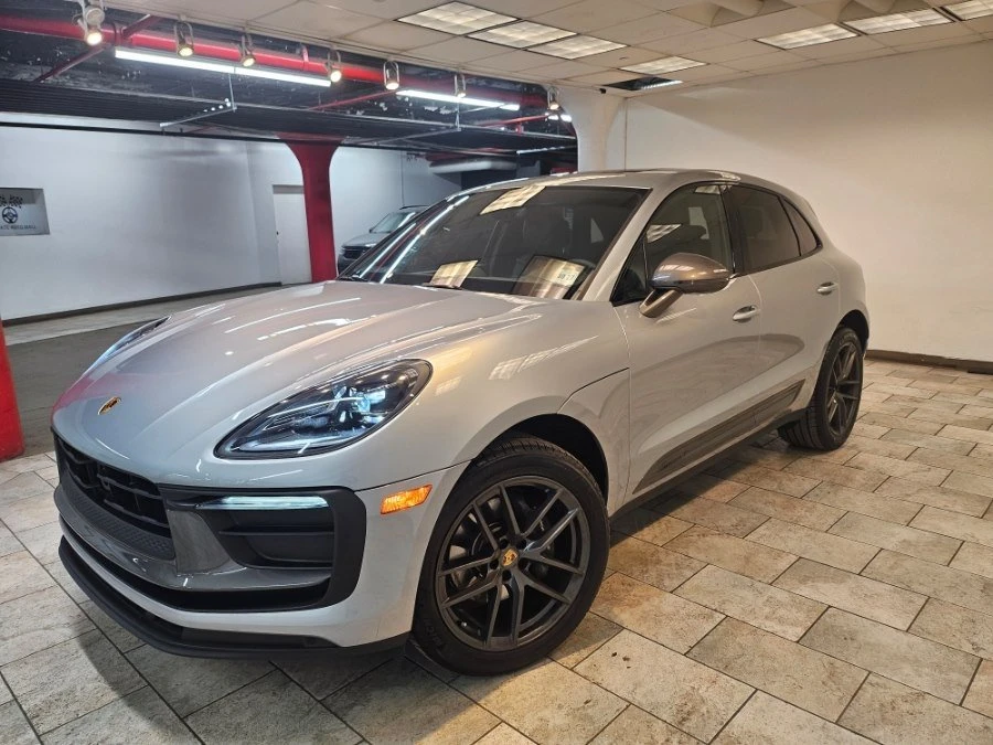 2023 Porsche Macan T - Image 3 of 13