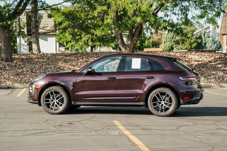 2023 Porsche Macan T - Image 7 of 16