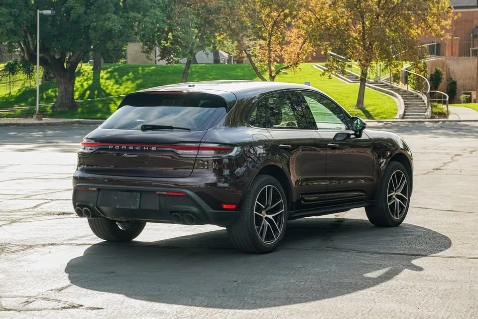 2023 Porsche Macan T - Image 5 of 16