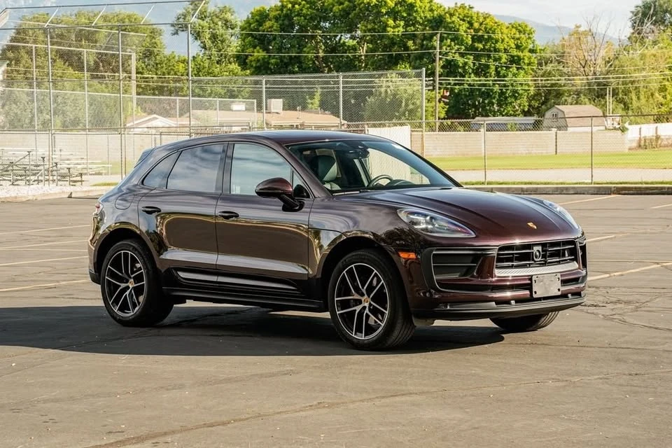 2023 Porsche Macan T - Image 3 of 16