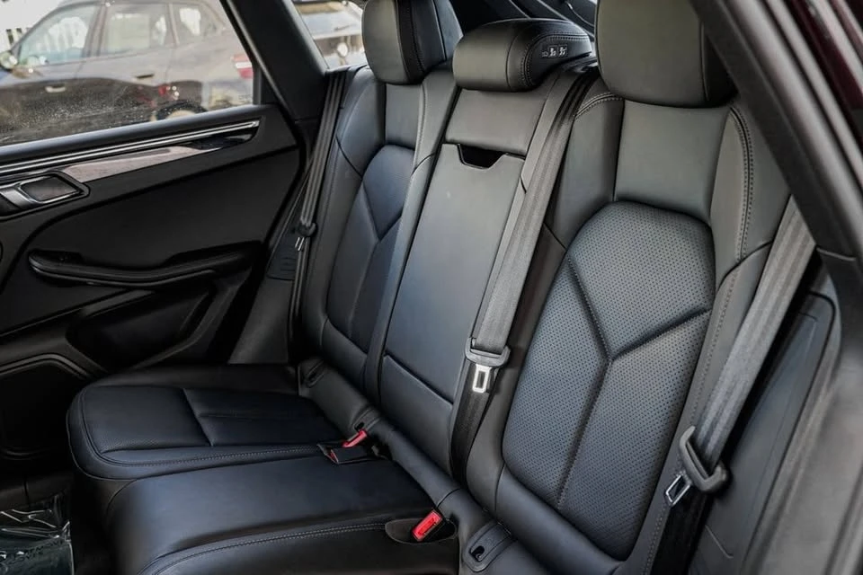 2023 Porsche Macan T - Image 16 of 16