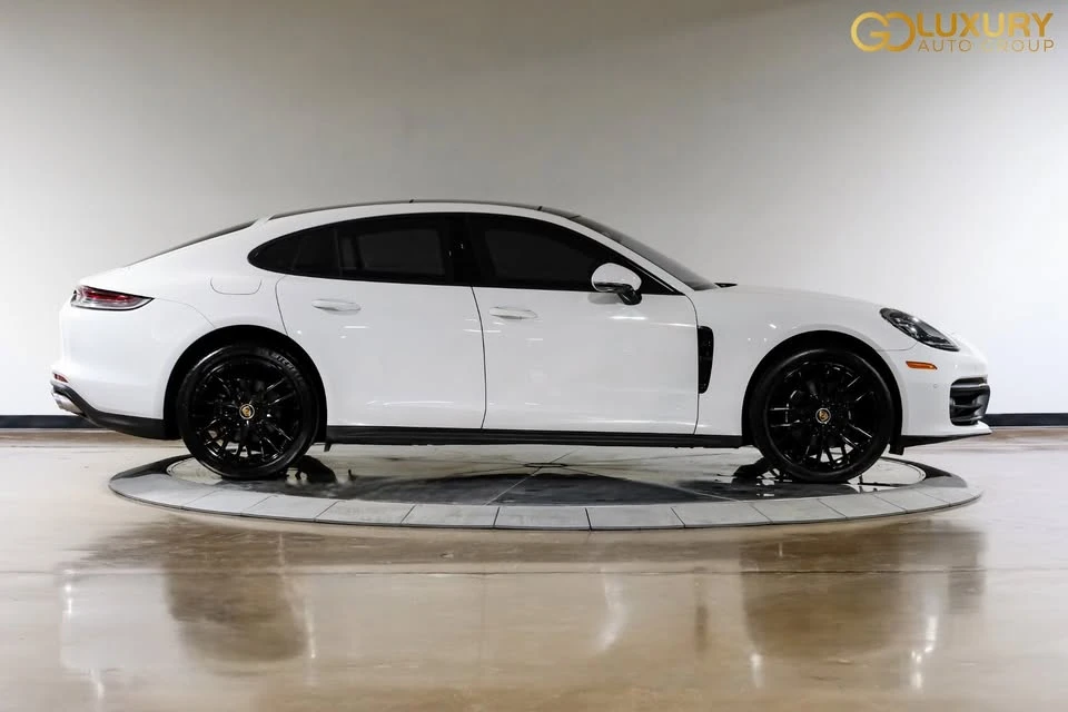 2023 Porsche 976 Panamera - Image 9 of 19