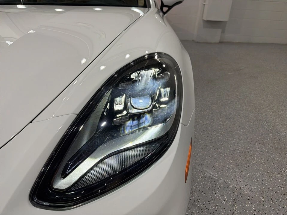 2023 Porsche 976 Panamera - Image 14 of 19