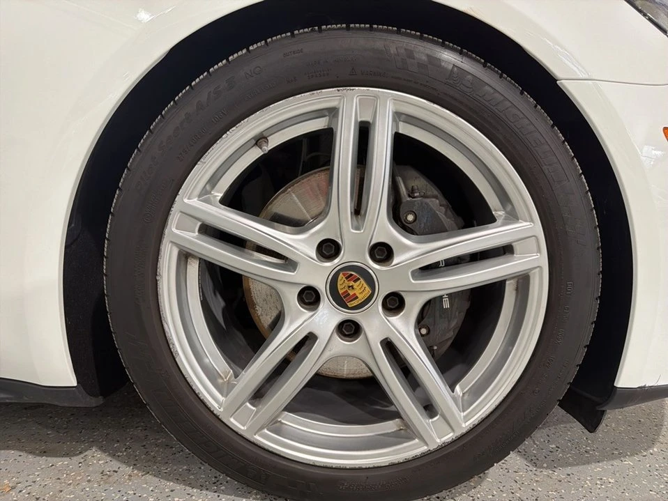 2023 Porsche 976 Panamera - Image 13 of 19