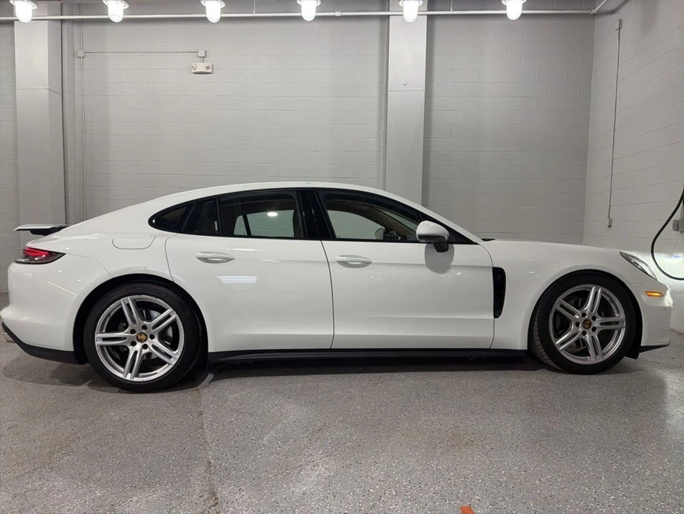 2023 Porsche 976 Panamera - Image 7 of 19
