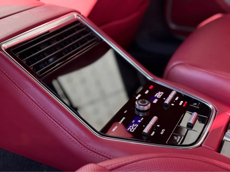 2023 Porsche 971 Panamera - Image 19 of 19