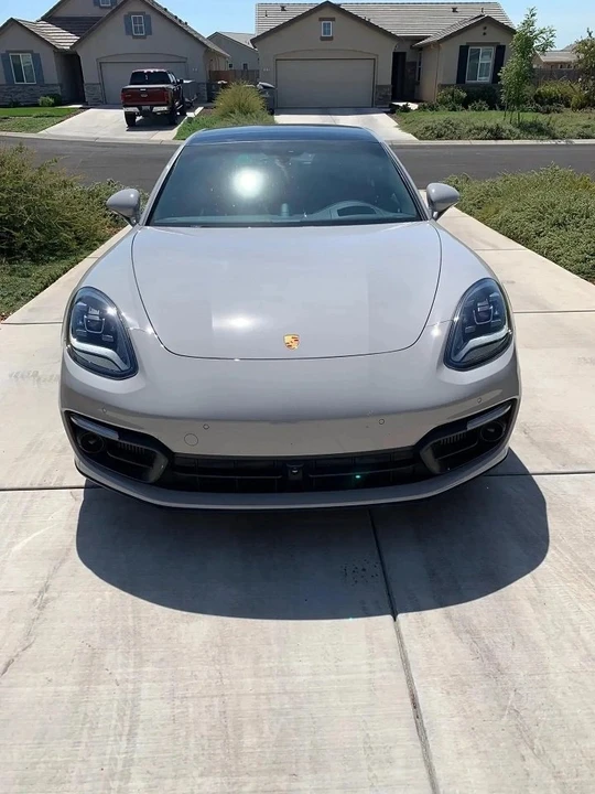 2023 Porsche 976 Panamera - Image 2 of 12