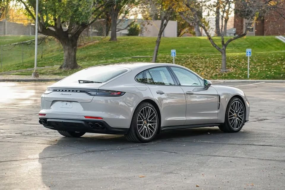 2023 Porsche 971 Panamera - Image 4 of 15