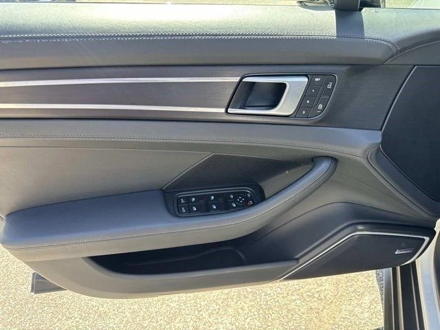 2023 Porsche 971 Panamera - Image 14 of 20