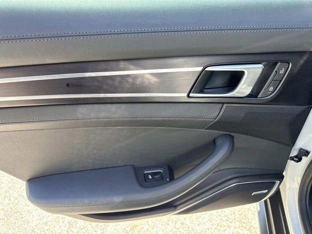 2023 Porsche 971 Panamera - Image 8 of 20